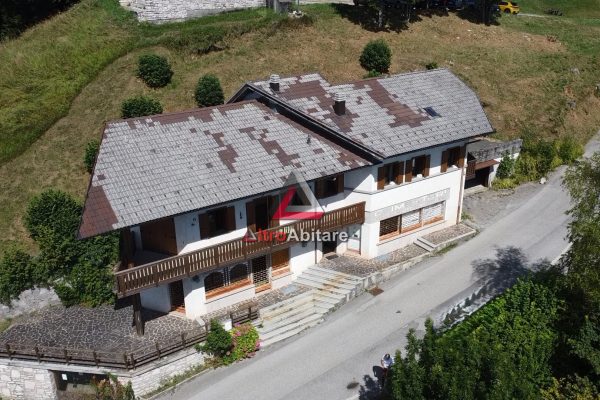 Casa indipendente con tereno