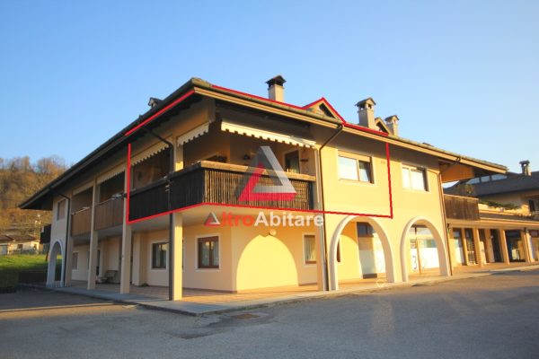 LENTIAI  Appartamento duplex signorile 3 camere 2 bagni, garage